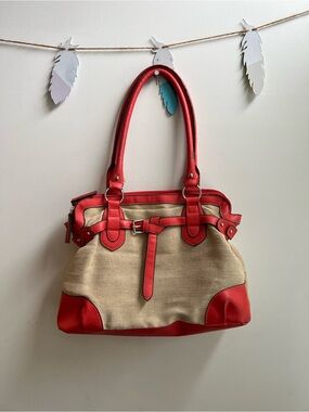 Kelly & Katie purse VGUC